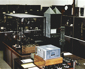 UQ Physics Museum - Redcliffe Tourism