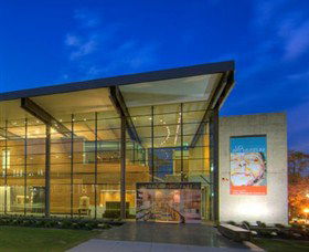 UQ University Art Museum - Redcliffe Tourism 0