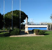 Oxley War Memorial - Redcliffe Tourism