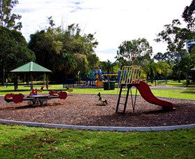 Cascade Gardens - Redcliffe Tourism 0