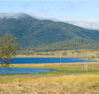 Lake Elphinstone - Redcliffe Tourism