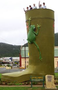 Golden Gumboot - Redcliffe Tourism 0