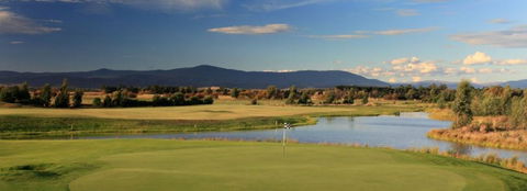 Yering Meadows - Redcliffe Tourism 1