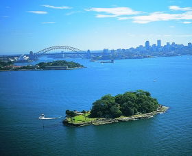 Clark Island - Redcliffe Tourism 0