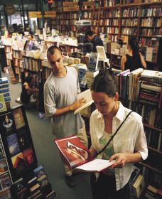 Gleebooks - Redcliffe Tourism 0