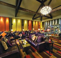 Establishment Bar - Redcliffe Tourism