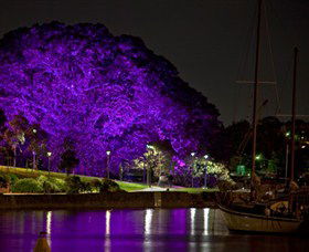Earth V Sky - Redcliffe Tourism 0