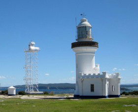 Point Perpendicular Lighthouse And Lookout - Redcliffe Tourism 0