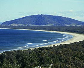 Sir Charles Kingsford Smith Memorial And Lookout - Redcliffe Tourism 0