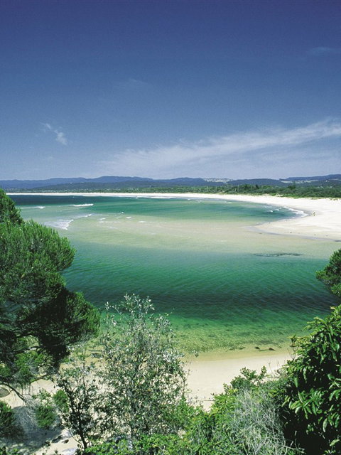 Rotary Walk Merimbula - Redcliffe Tourism 0