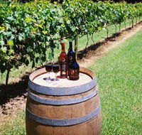 Cedar Creek Estate Vineyard and Winery - Redcliffe Tourism