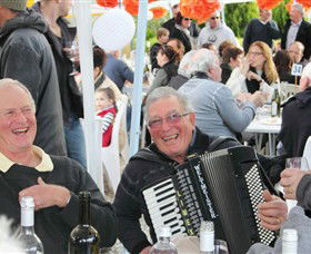Politini Wines - Redcliffe Tourism 0