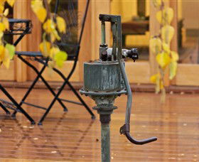 Politini Wines - Redcliffe Tourism 3