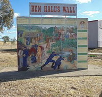 Ben Halls Wall - Redcliffe Tourism