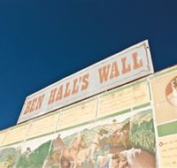 Ben Hall Wall - Redcliffe Tourism