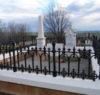 Hamilton Humes Grave - Redcliffe Tourism