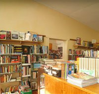 Corryong Browsers Bookshop - Redcliffe Tourism