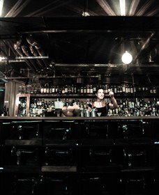 Stitch Bar - Redcliffe Tourism 1