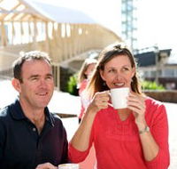 Hunter Street Outlets - Redcliffe Tourism