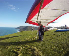 Hang Gliding Oz - Redcliffe Tourism 4