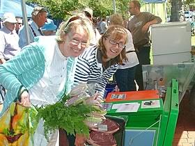 Victor Harbor Farmers Market - Redcliffe Tourism 0