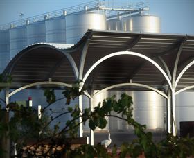 Andrew Peace Wines - Redcliffe Tourism 1