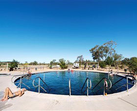 Lightning Ridge Bore Baths - Redcliffe Tourism 0