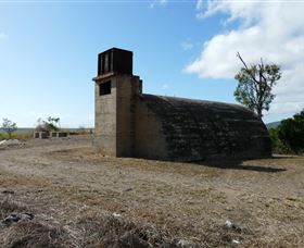 Charlie's Hill - Redcliffe Tourism 0