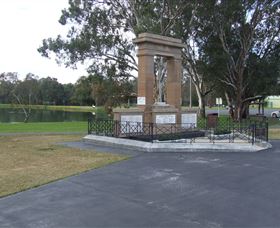Memorial Park And Garden - Redcliffe Tourism 2