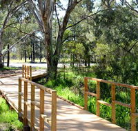 Green Corridor Walking Track - Redcliffe Tourism