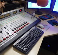 Peak Hill FM Community Radio Station - Redcliffe Tourism