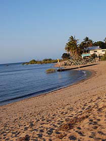 Lamberts Beach - Redcliffe Tourism 2