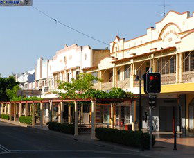 Moree Heritage And Art Deco Guided Walk - Redcliffe Tourism 3