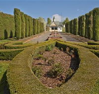 Barcaldine House - Redcliffe Tourism