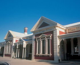 Wagga Wagga NSW Redcliffe Tourism