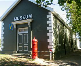 Benalla Costume And Kelly Museum - Redcliffe Tourism 1