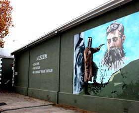 Benalla Costume And Kelly Museum - Redcliffe Tourism 0