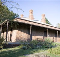 Lake View House - Redcliffe Tourism