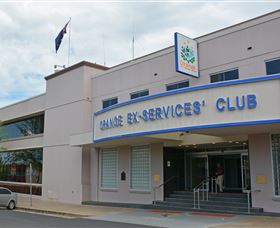 Orange Ex-Services Club - Redcliffe Tourism 0