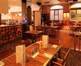 ZedBar - Redcliffe Tourism 4