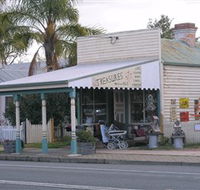 Lady Gails Bookshop and Curios - Redcliffe Tourism