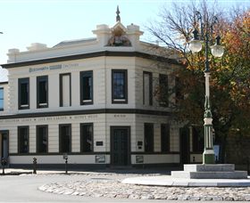 Beechworth Honey Discovery - Redcliffe Tourism 0