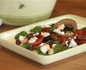 Beechworth Honey Discovery - Redcliffe Tourism 3