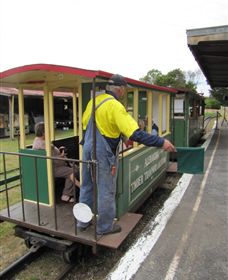 Alexandra Timber Tramway - Redcliffe Tourism 0
