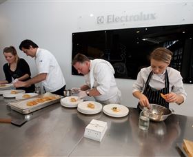 Fyshwick Fresh Food Market - Redcliffe Tourism 2