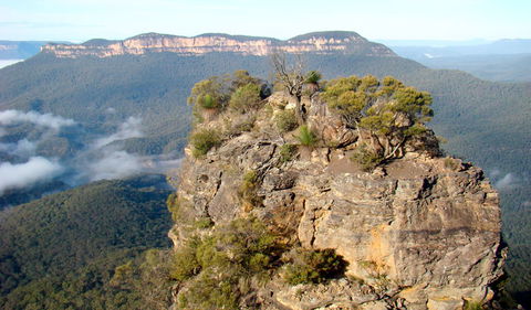 Echo Point Lookout (Three Sisters) - Redcliffe Tourism 3