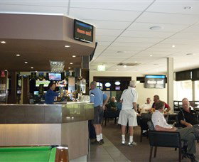Queanbeyan Golf Club - Redcliffe Tourism 1