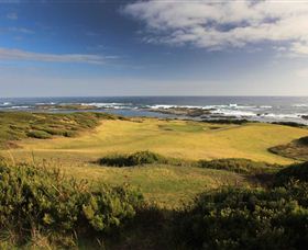 King Island Golf And Bowling Club Incorporated - Redcliffe Tourism 4