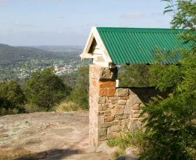 Mount Gibraltar - Redcliffe Tourism 0