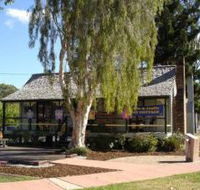 Hay Cottage Arts and Crafts Association Incorporated - Redcliffe Tourism